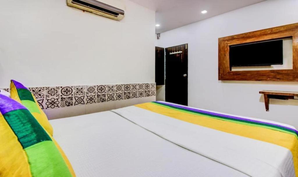 孟买 Kalpana Residency - Near Us Embassy酒店 外观 照片
